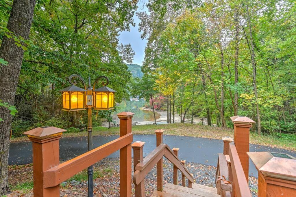 The Cove Retreat- Hot Tub/Screened Porch/Game Room Lake Lure Exteriér fotografie
