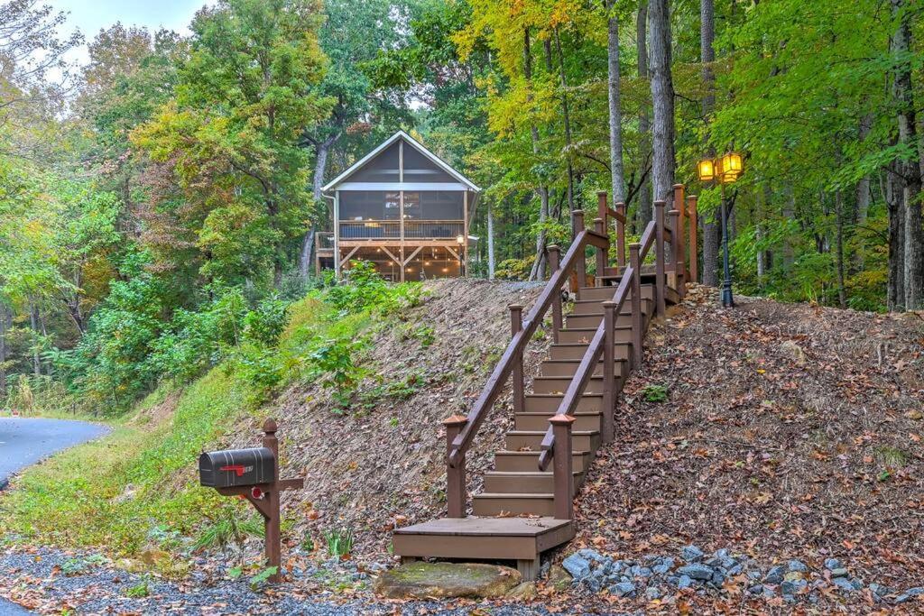 The Cove Retreat- Hot Tub/Screened Porch/Game Room Lake Lure Exteriér fotografie